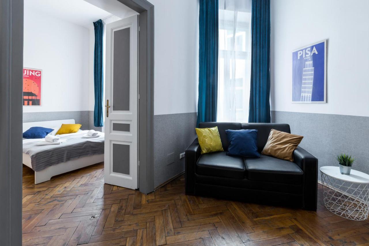 Wawel Cracow Old City Apartments - Friendhouse Apartments Cracóvia Exterior foto